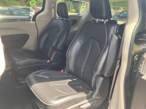 2018 Chrysler Pacifica Hybrid Limited