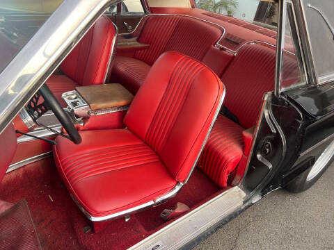 1965 Ford Thunderbird