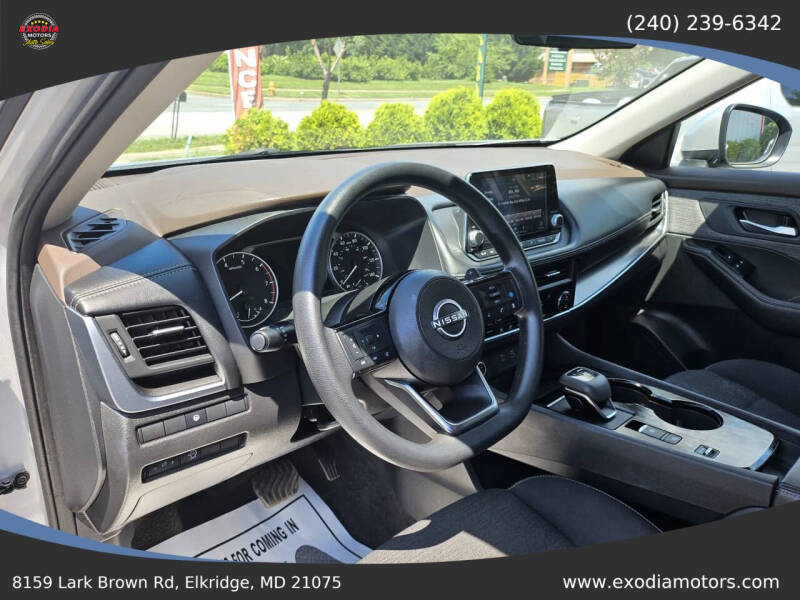 2023 Nissan Rogue SV