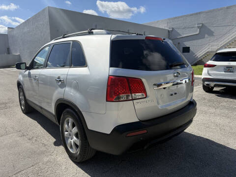 2013 Kia Sorento LX