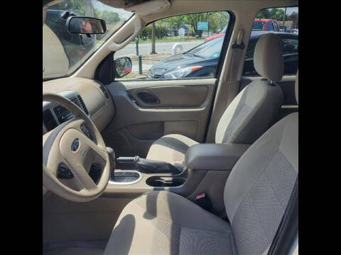 2005 Ford Escape XLT