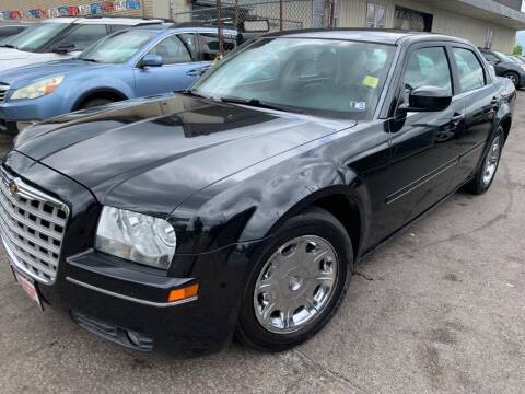 2005 Chrysler 300 for sale at Six Brothers Mega Lot in Youngstown OH