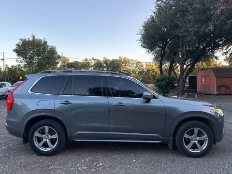 2017 Volvo XC90 T5 Momentum