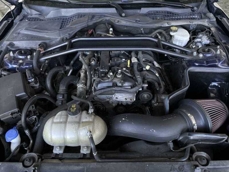 2020 Ford Mustang EcoBoost