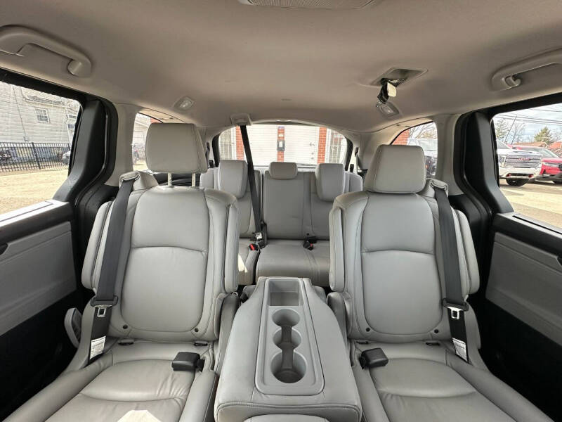 2024 Honda Odyssey Touring - Photo 62