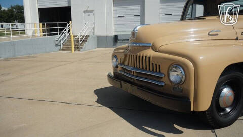 1951 International L 110