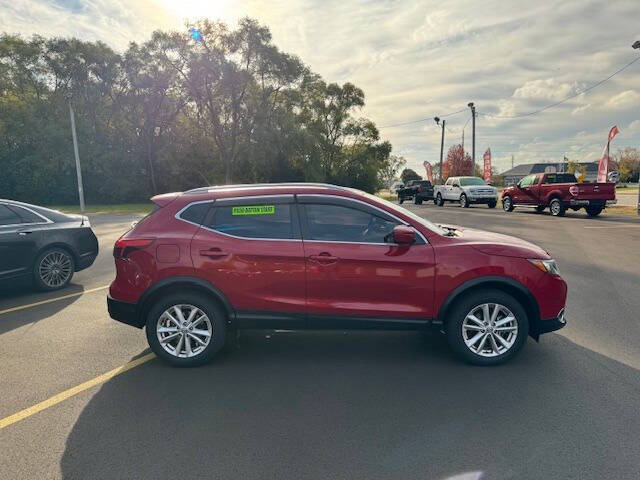 2017 Nissan Rogue Sport SV
