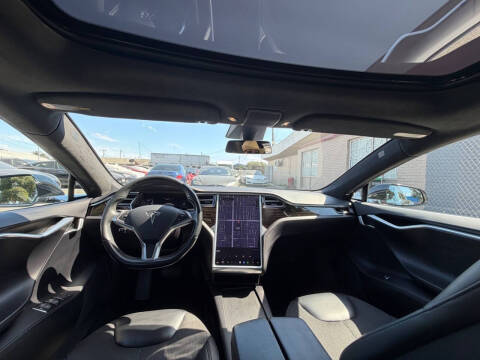 2016 Tesla Model S 75D