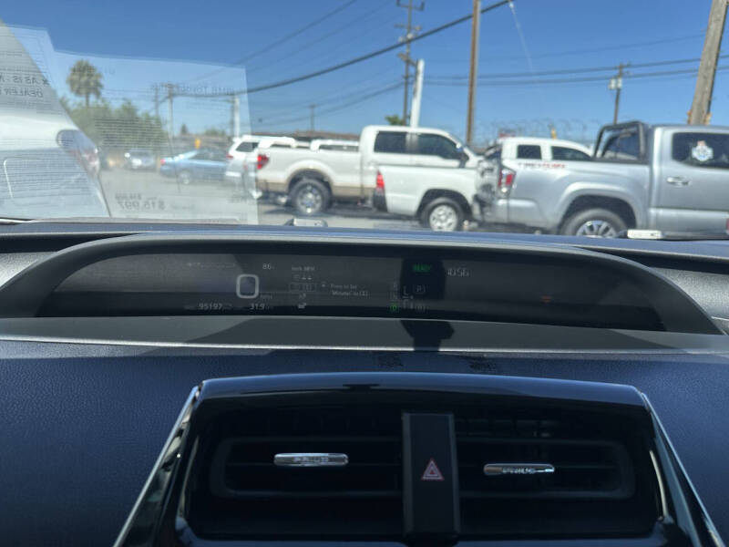 2016 Toyota Prius Two