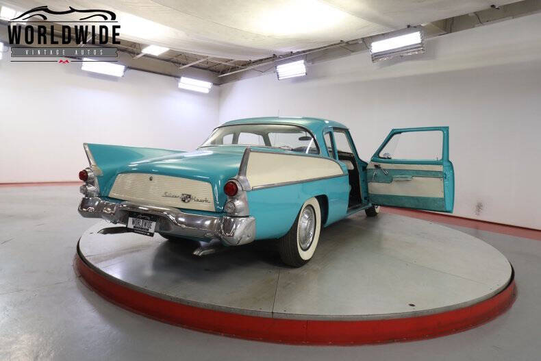 1957 Studebaker Silver Hawk