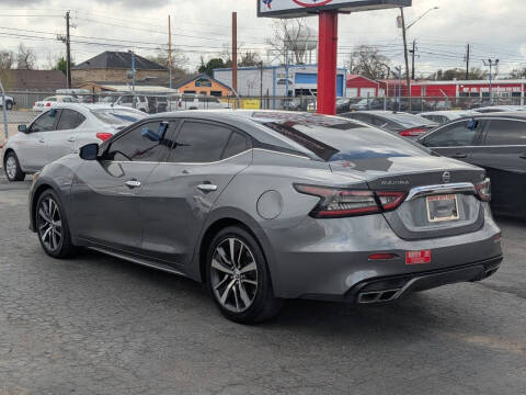 2019 Nissan Maxima
