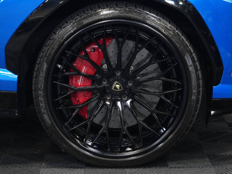 2019 Lamborghini Urus