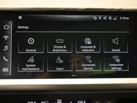 2024 Audi Q4 e-tron quattro Premium 50