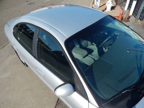 2000 Ford Taurus SEL