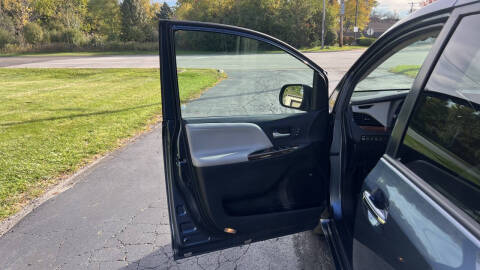 2017 Toyota Sienna Limited 7-Passenger