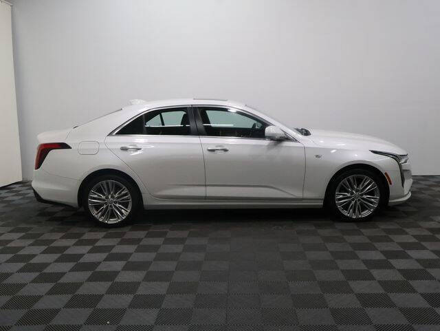 2023 Cadillac CT4 Premium Luxury