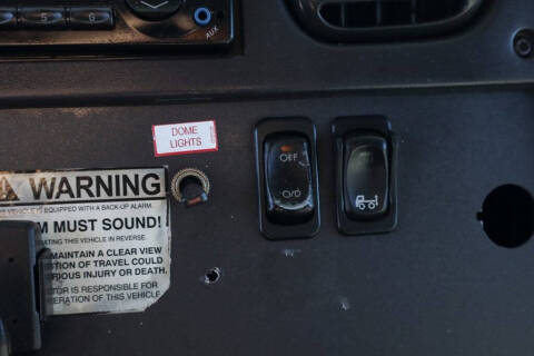 2014 Freightliner M2 106