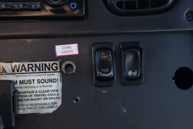 2014 Freightliner M2 106