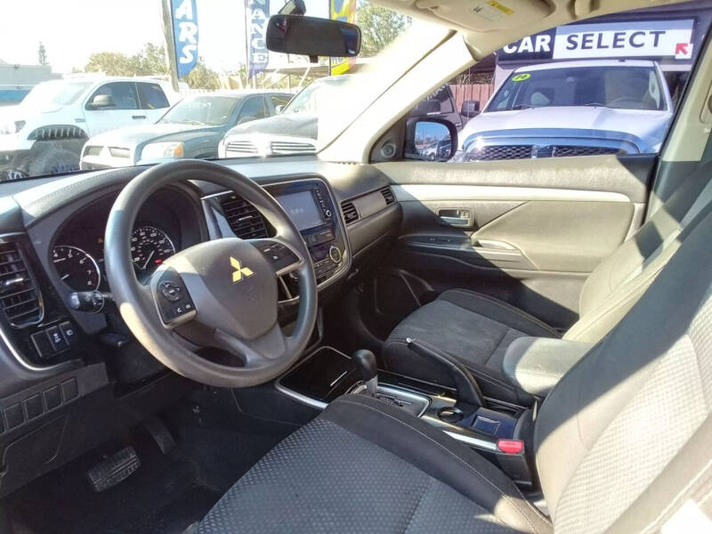 2018 Mitsubishi Outlander ES