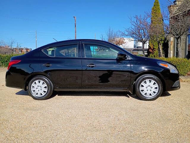 2019 Nissan Versa S