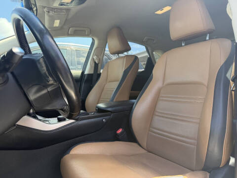 2017 Lexus NX 200t