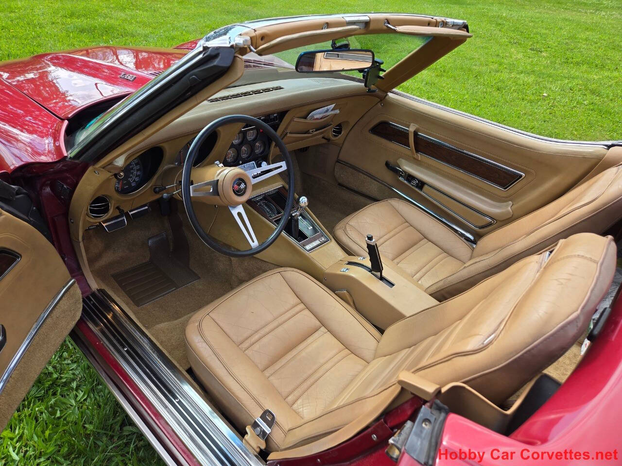 1975 Chevrolet Corvette 19