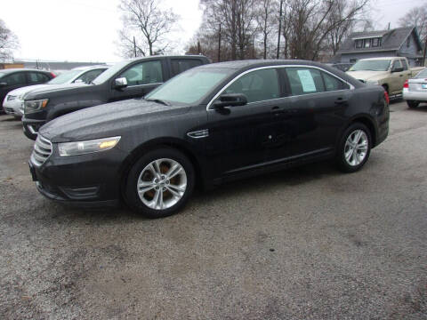 2014 Ford Taurus for sale at Car Credit Auto Sales in Terre Haute IN