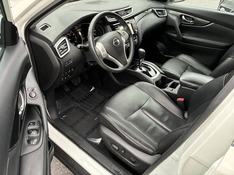 2015 Nissan Rogue SL