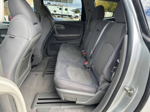 2011 Chevrolet Traverse LS