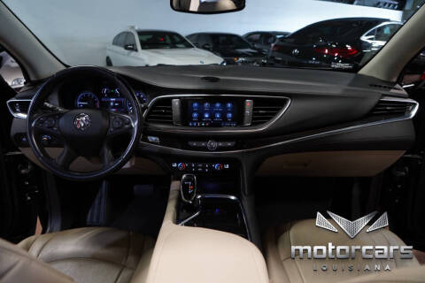 2020 Buick Enclave Essence