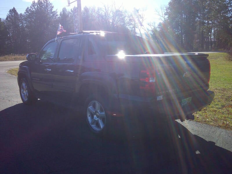 2013 Chevrolet Avalanche LT photo 7