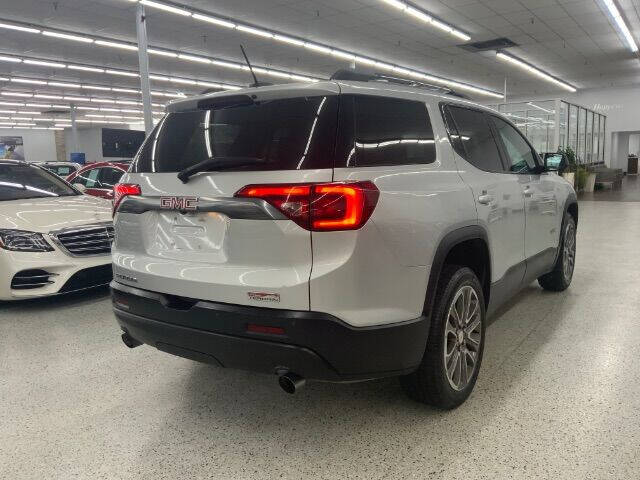 2017 GMC Acadia SLT-1