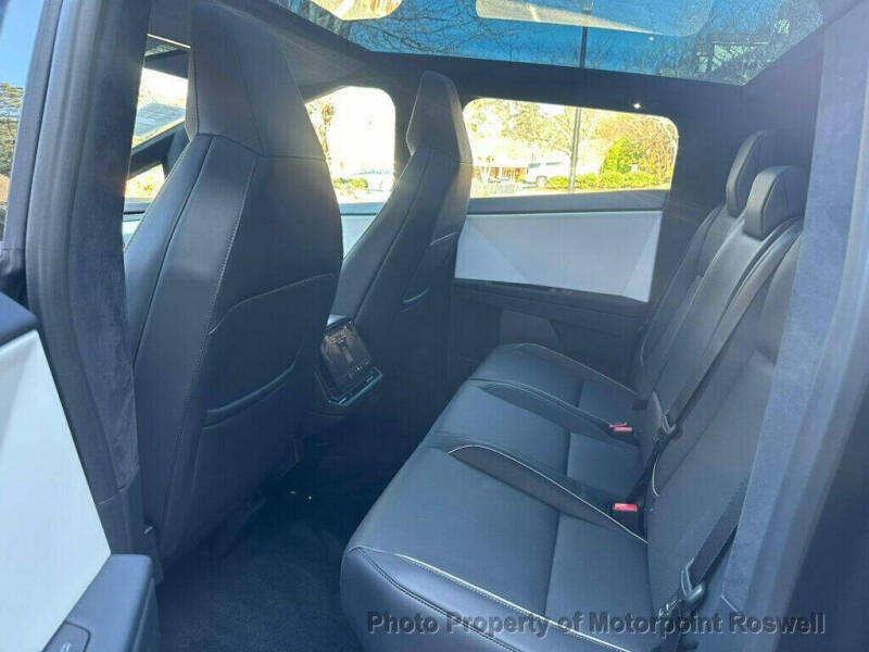 2024 Tesla Cybertruck