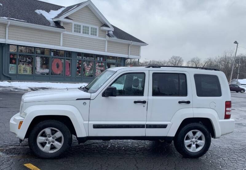 2010 Jeep Liberty for sale at Whiting Motors in Plainville CT