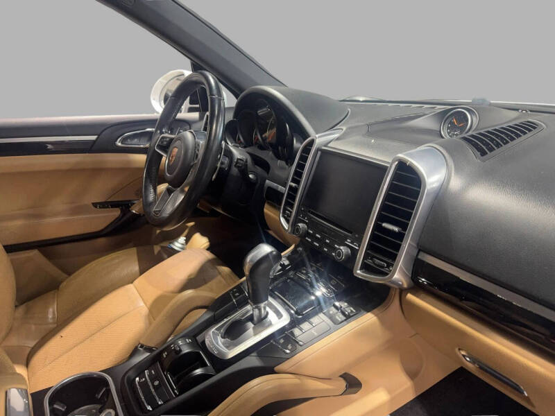 2018 Porsche Cayenne