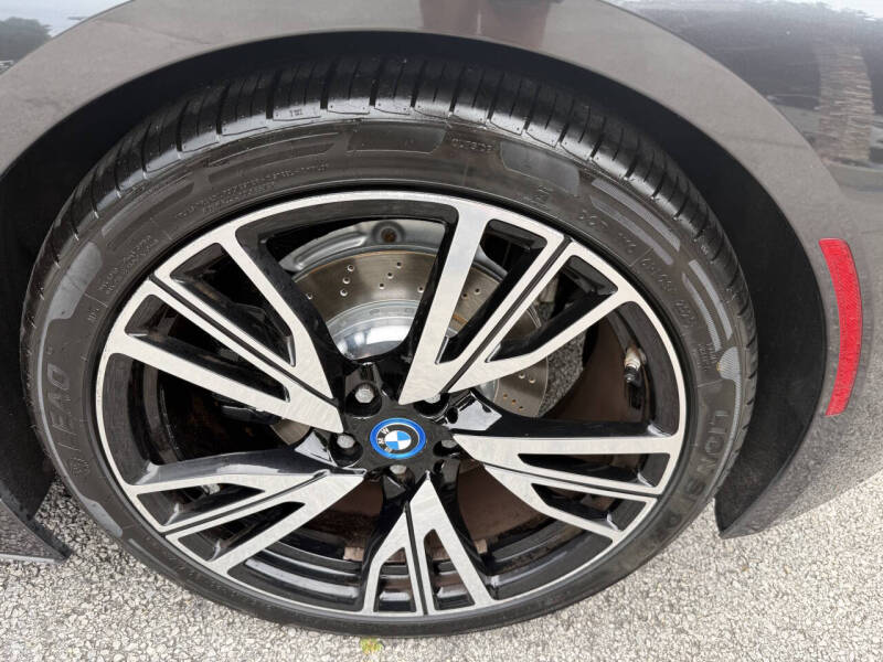 2017 BMW i8