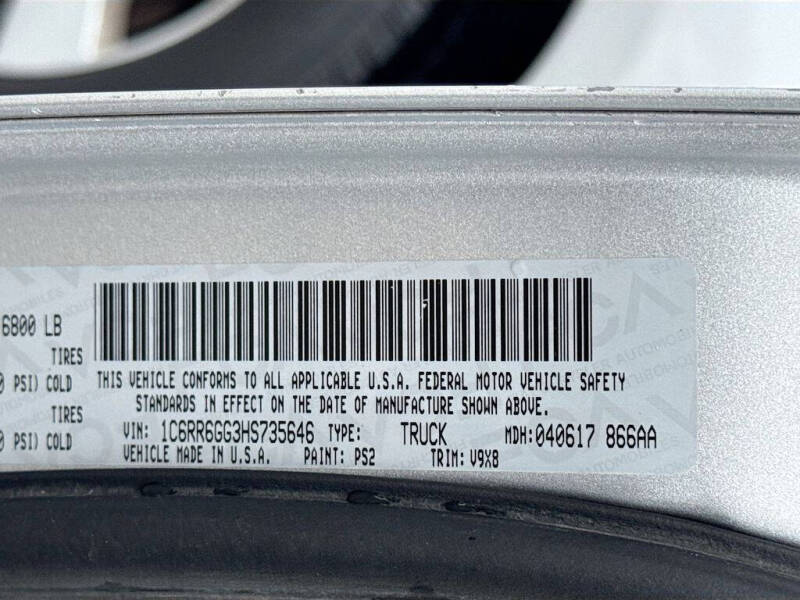 2017 RAM 1500 SLT
