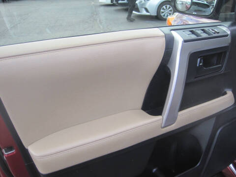 2013 Toyota 4Runner SR5