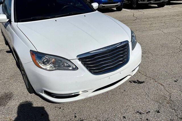 2012 Chrysler 200 Touring