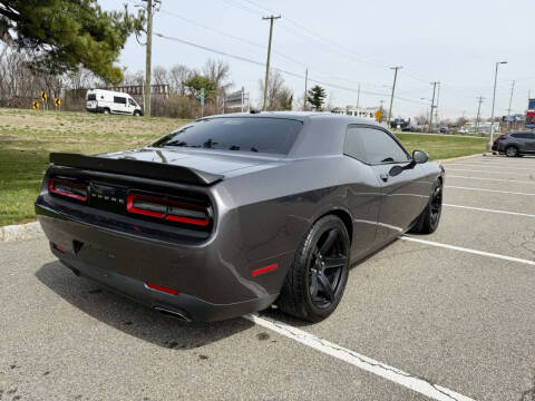 2016 Dodge Challenger SXT