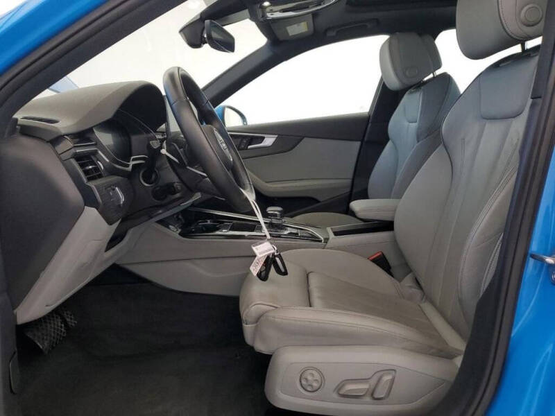 2022 Audi A4 quattro S line Prem Plus 45 TFSI