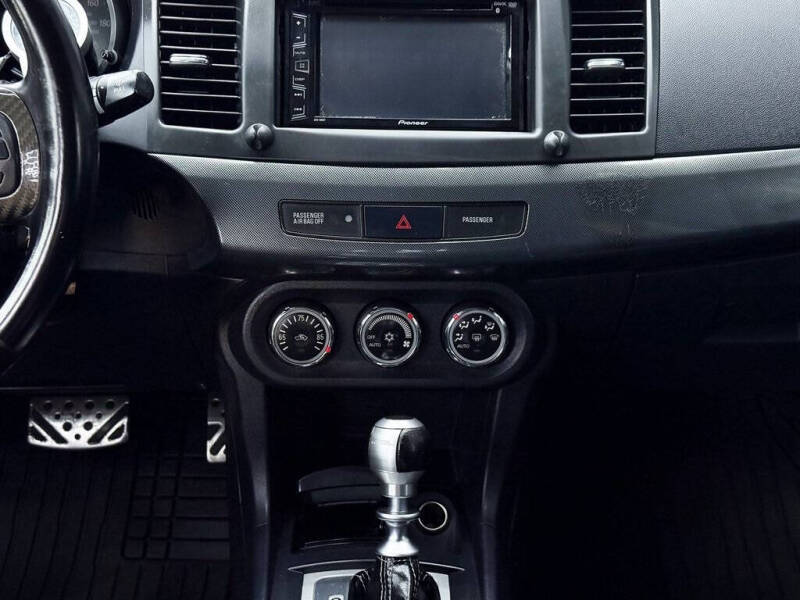 2010 Mitsubishi Lancer Evolution SE