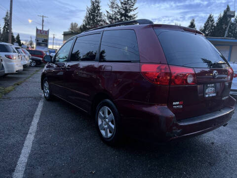 2007 Toyota Sienna CE 7-Passenger
