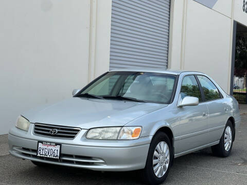 2001 Toyota Camry for sale at Autoaffari LLC in Sacramento CA