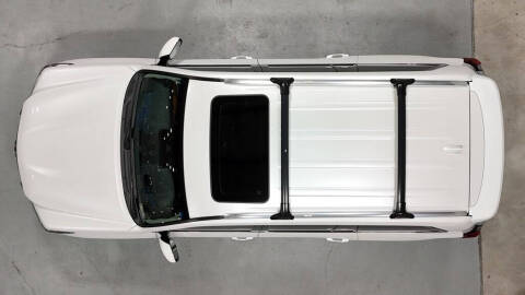 2021 Lexus LX 570 Three-Row