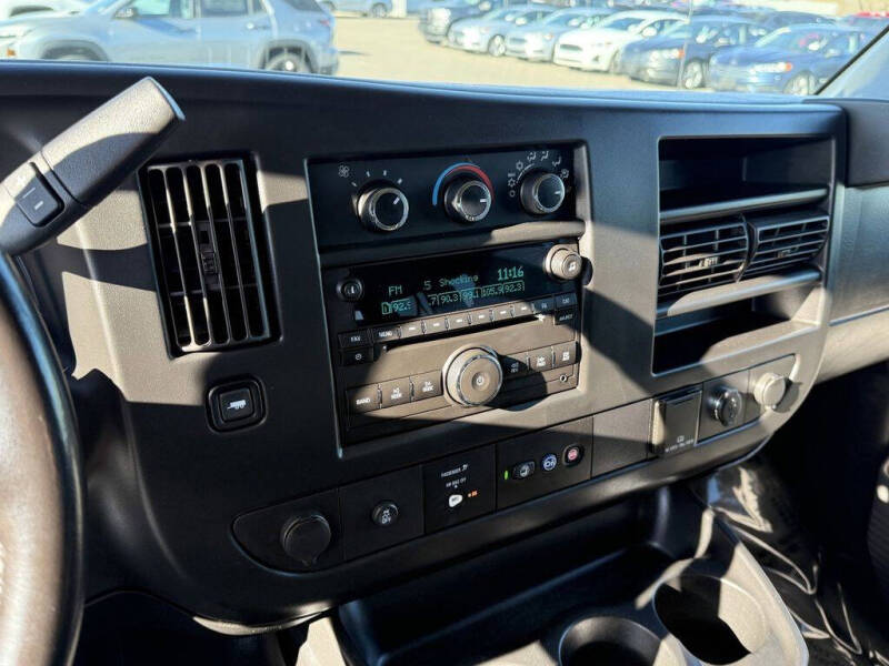 2017 Chevrolet Express LS 2500