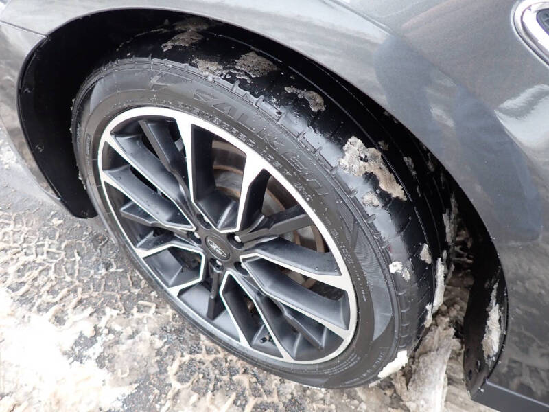 2019 Ford Taurus SHO