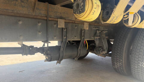 2020 Freightliner M2 106