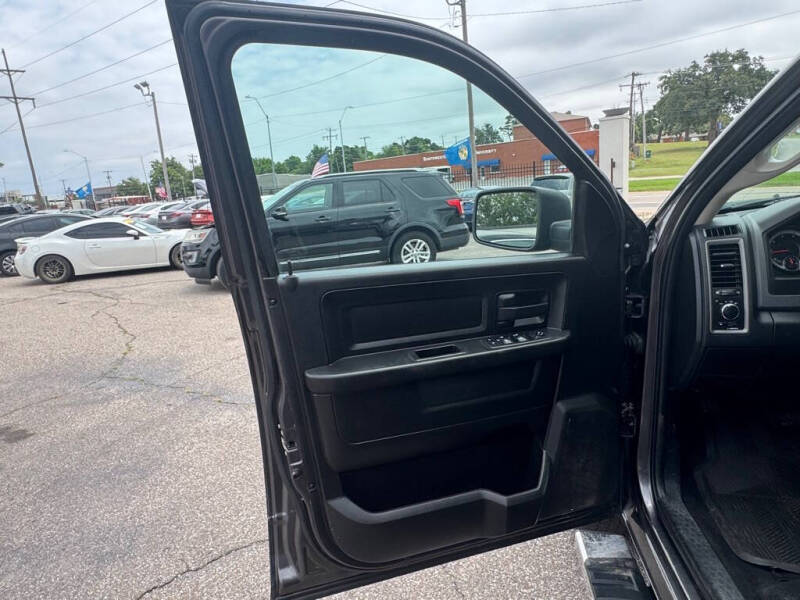 2019 RAM 1500 Classic Tradesman