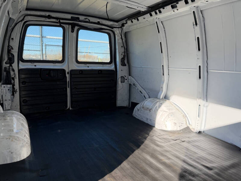 2019 Chevrolet Express 2500